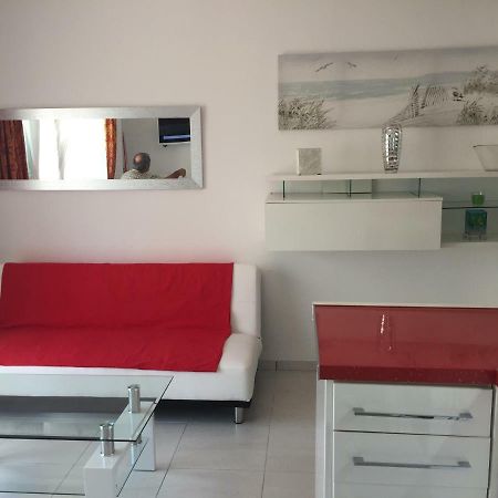 Apartment On Salobrena Beach Eksteriør billede
